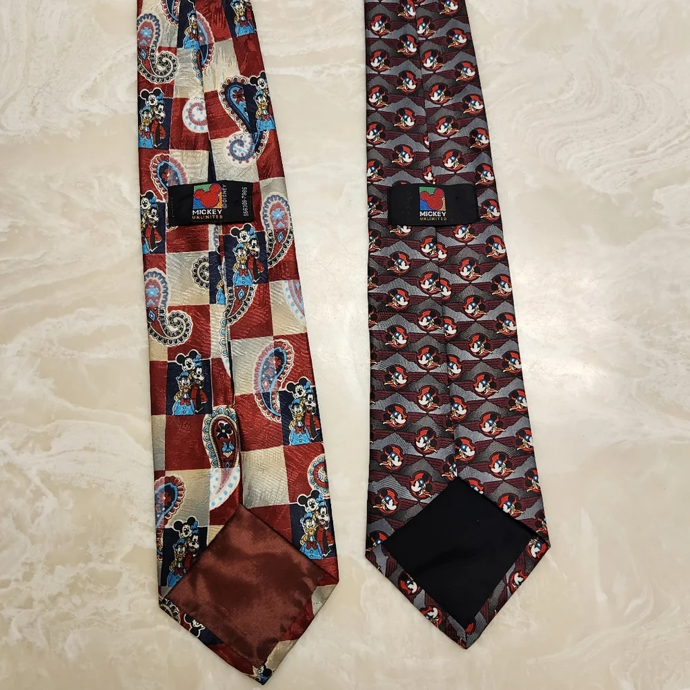 Mickey Unlimited Men's Novelty Necktie Tie Pilot Mickey Mouse & Friends